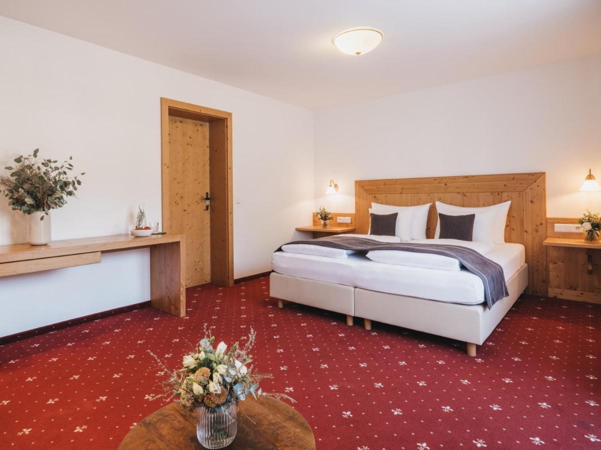 Hotel Vier Jahreszeiten By Vaya Inkl Zell Am See-Kaprun Sommerkarte Екстериор снимка