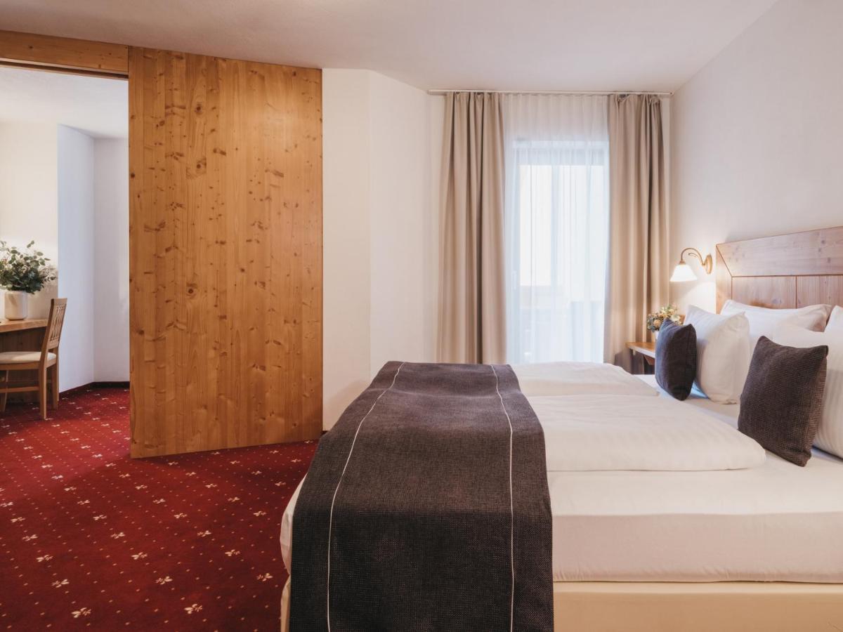 Hotel Vier Jahreszeiten By Vaya Inkl Zell Am See-Kaprun Sommerkarte Екстериор снимка