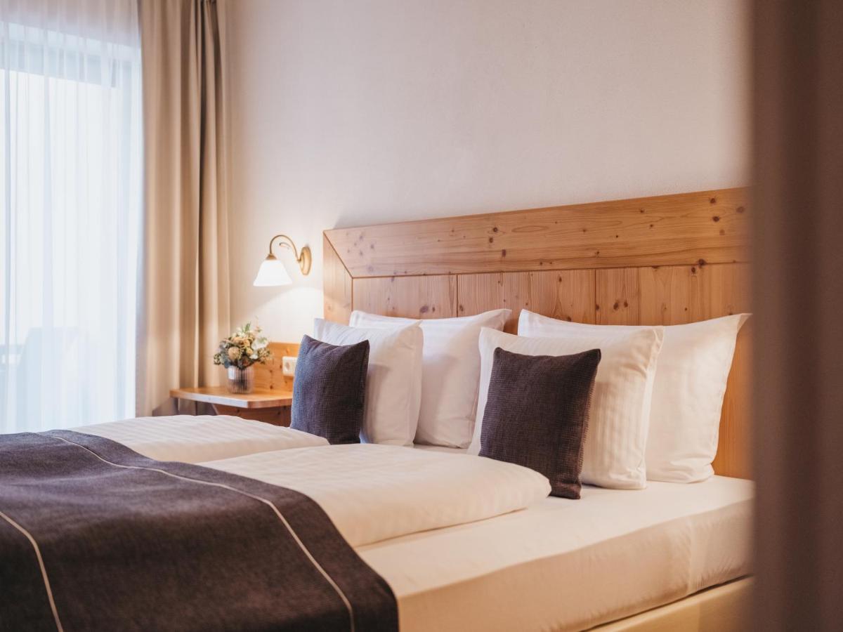 Hotel Vier Jahreszeiten By Vaya Inkl Zell Am See-Kaprun Sommerkarte Екстериор снимка