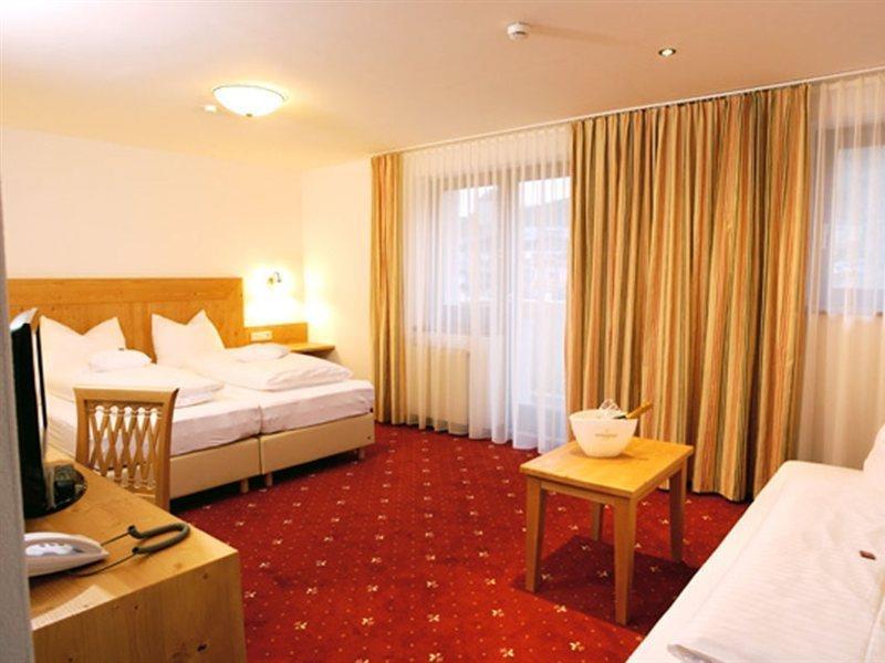 Hotel Vier Jahreszeiten By Vaya Inkl Zell Am See-Kaprun Sommerkarte Екстериор снимка