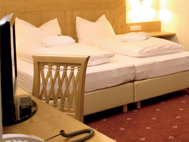 Hotel Vier Jahreszeiten By Vaya Inkl Zell Am See-Kaprun Sommerkarte Екстериор снимка